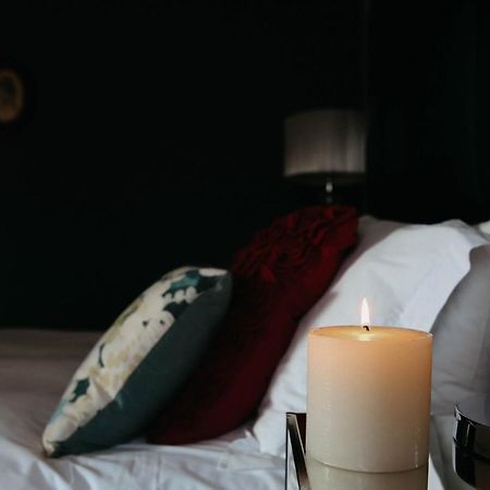 The Hedge Guesthouse Kuruman Bagian luar foto