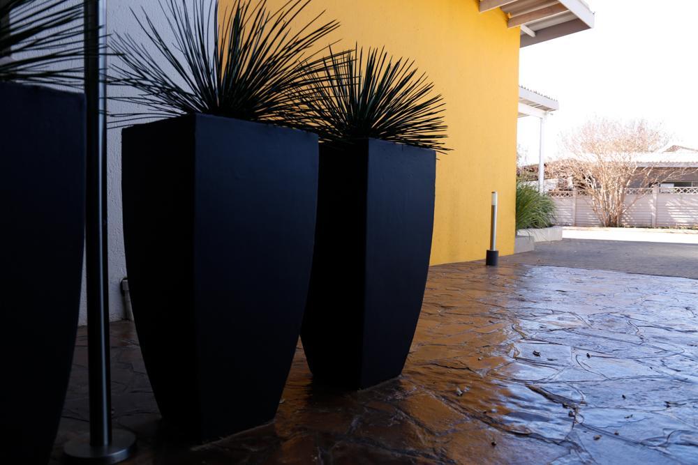 The Hedge Guesthouse Kuruman Bagian luar foto